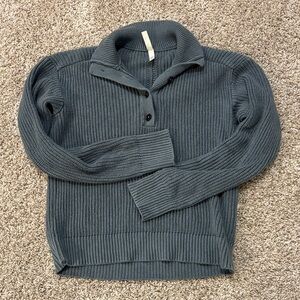 Pact Women's blue collar Sweater 100% organic cotton